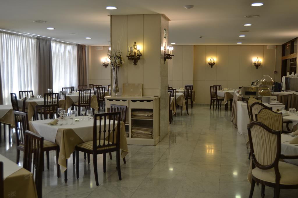 Mir Octavio Hotel Algeciras Exterior photo